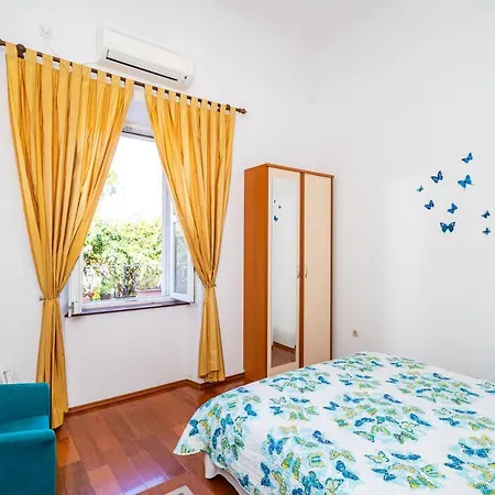 Apartment House Boninovo *