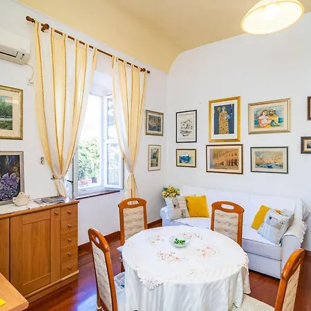 Apartment House Boninovo