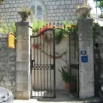 House Boninovo *