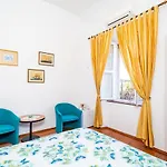 Apartament House Boninovo *